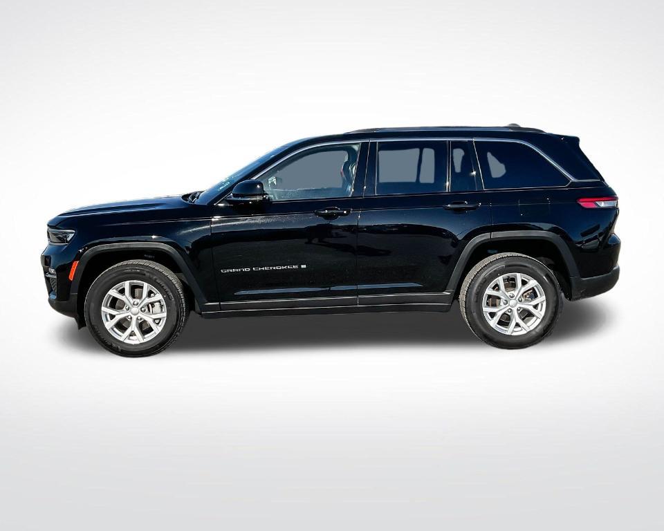 used 2023 Jeep Grand Cherokee car, priced at $38,781