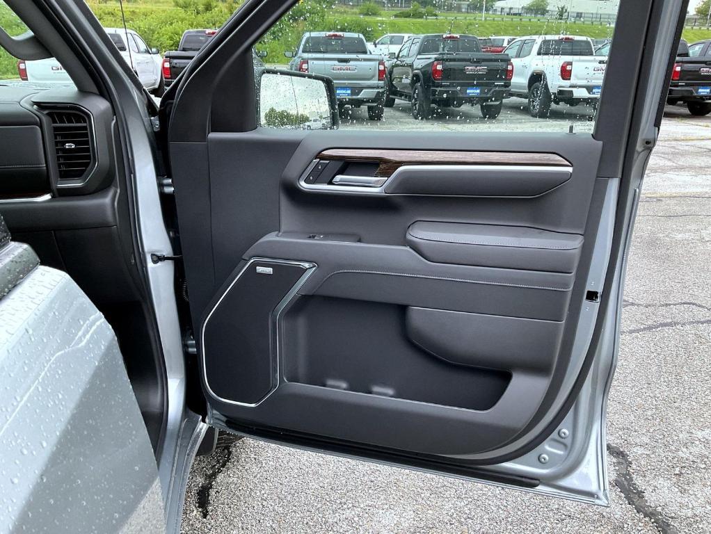 new 2026 GMC Sierra 1500 car