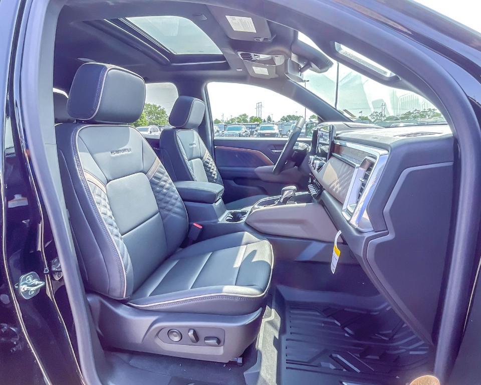new 2025 GMC Canyon car, priced at $58,685