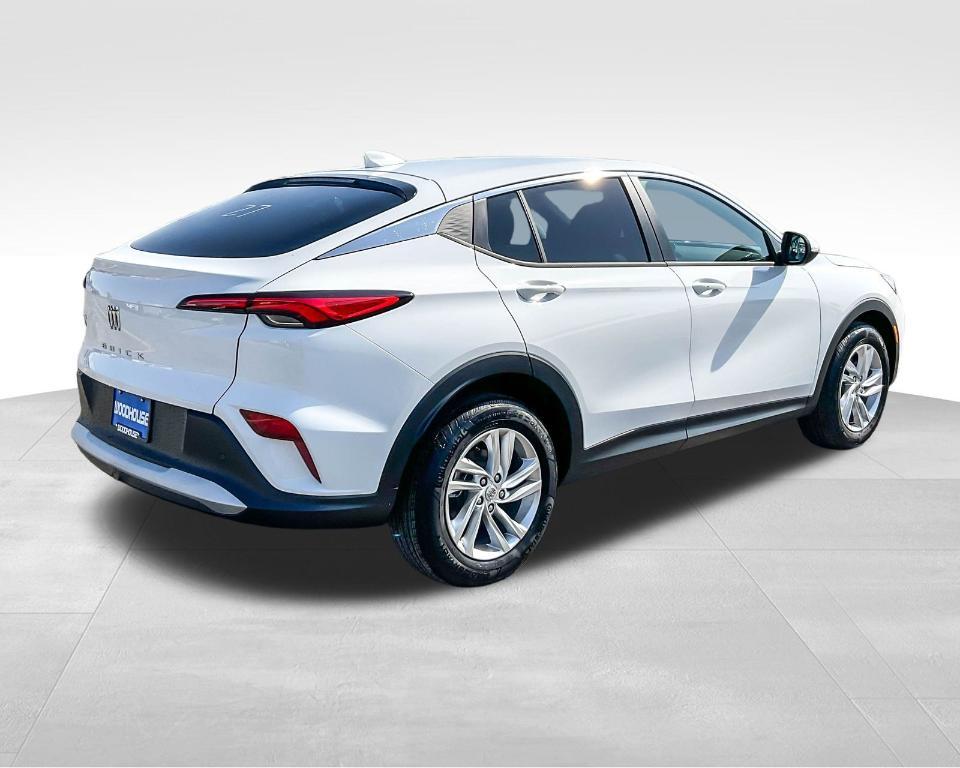 new 2025 Buick Envista car, priced at $27,334
