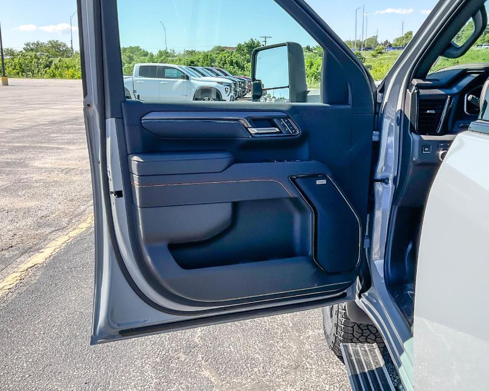 new 2025 GMC Sierra 2500 car, priced at $88,549