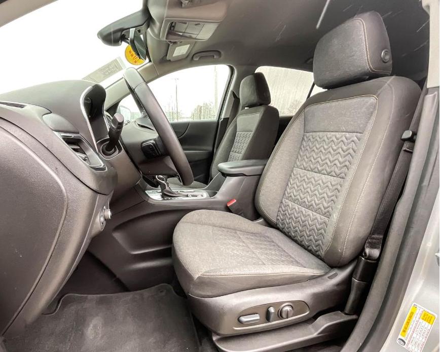 used 2022 Chevrolet Equinox car, priced at $23,700