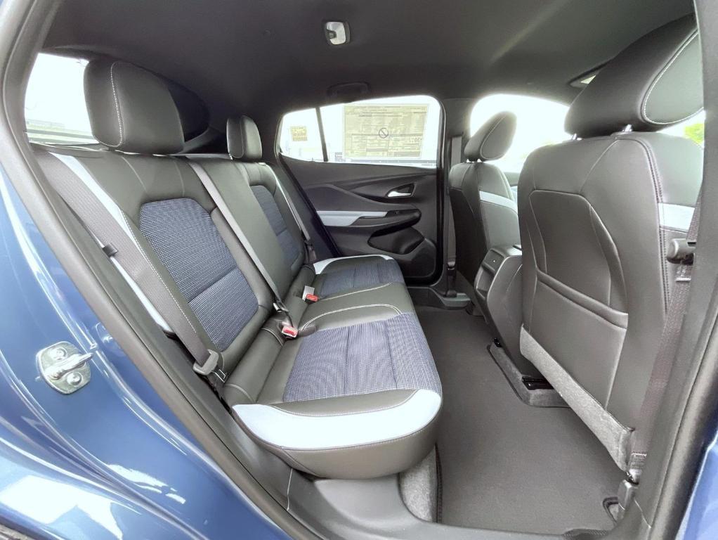 new 2025 Buick Envista car, priced at $26,984