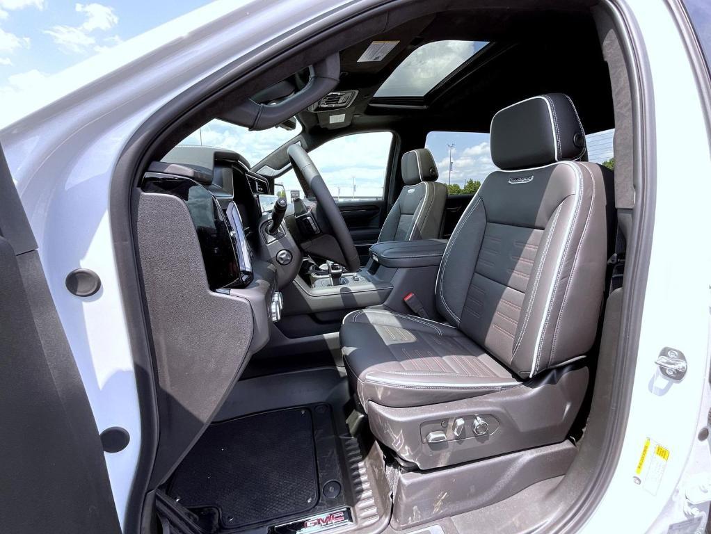 new 2025 GMC Sierra 1500 car, priced at $79,339