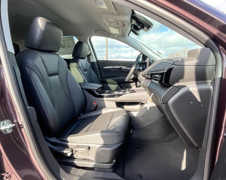 new 2025 Buick Envision car, priced at $40,164