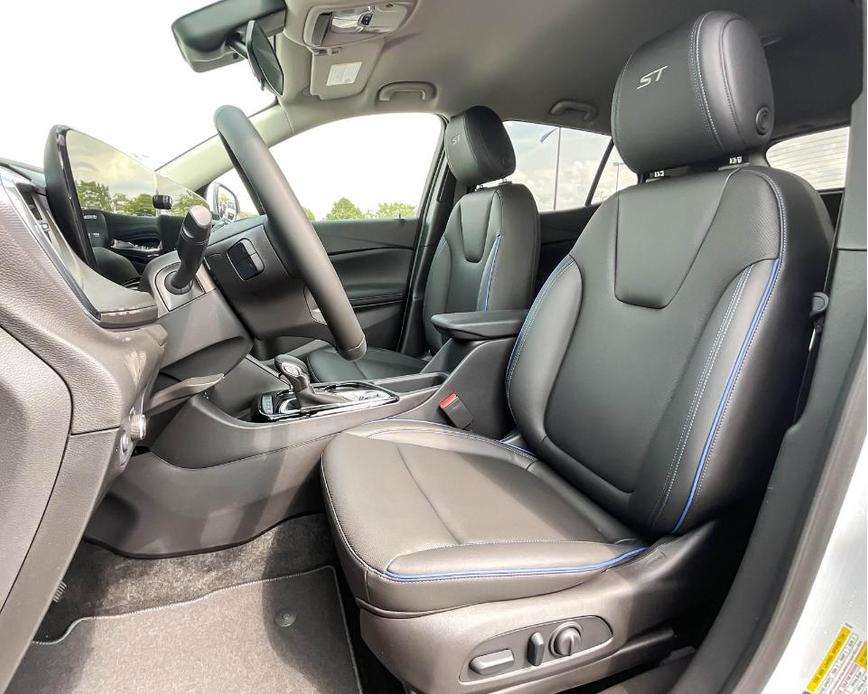 new 2025 Buick Encore GX car, priced at $29,884