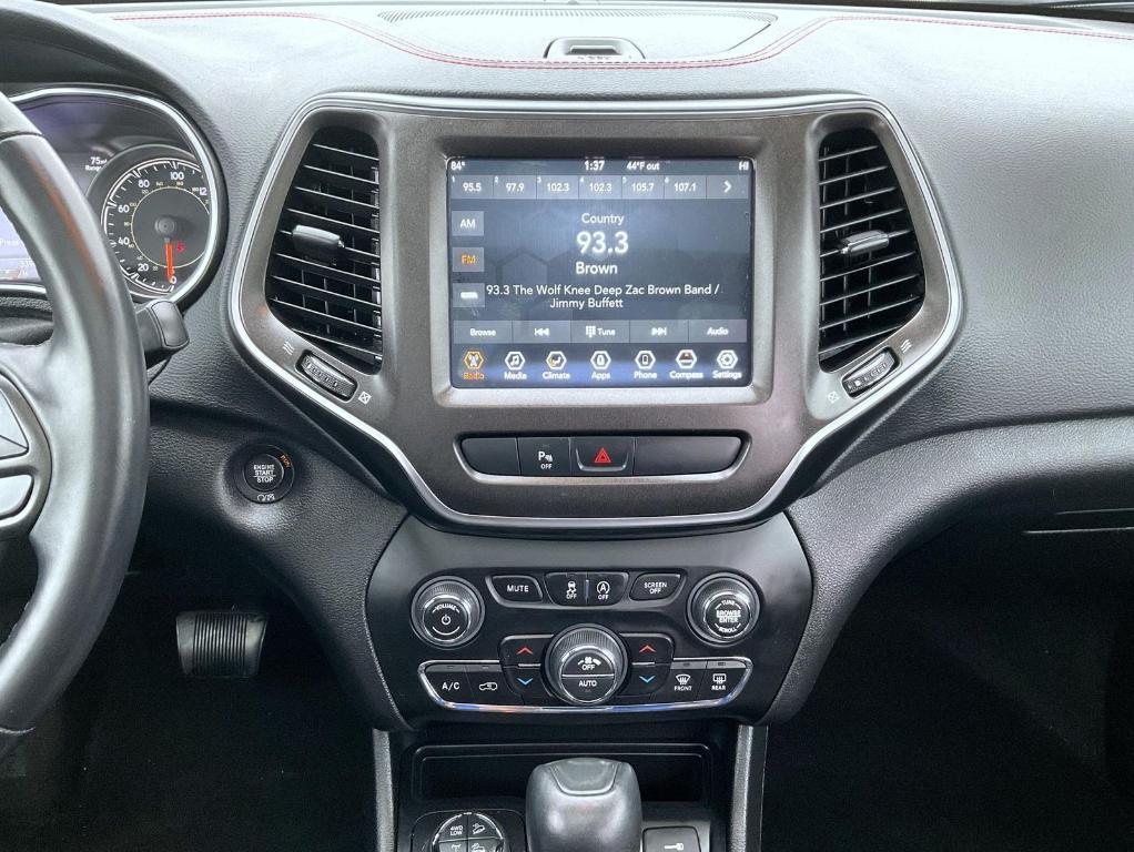 used 2019 Jeep Cherokee car, priced at $21,770
