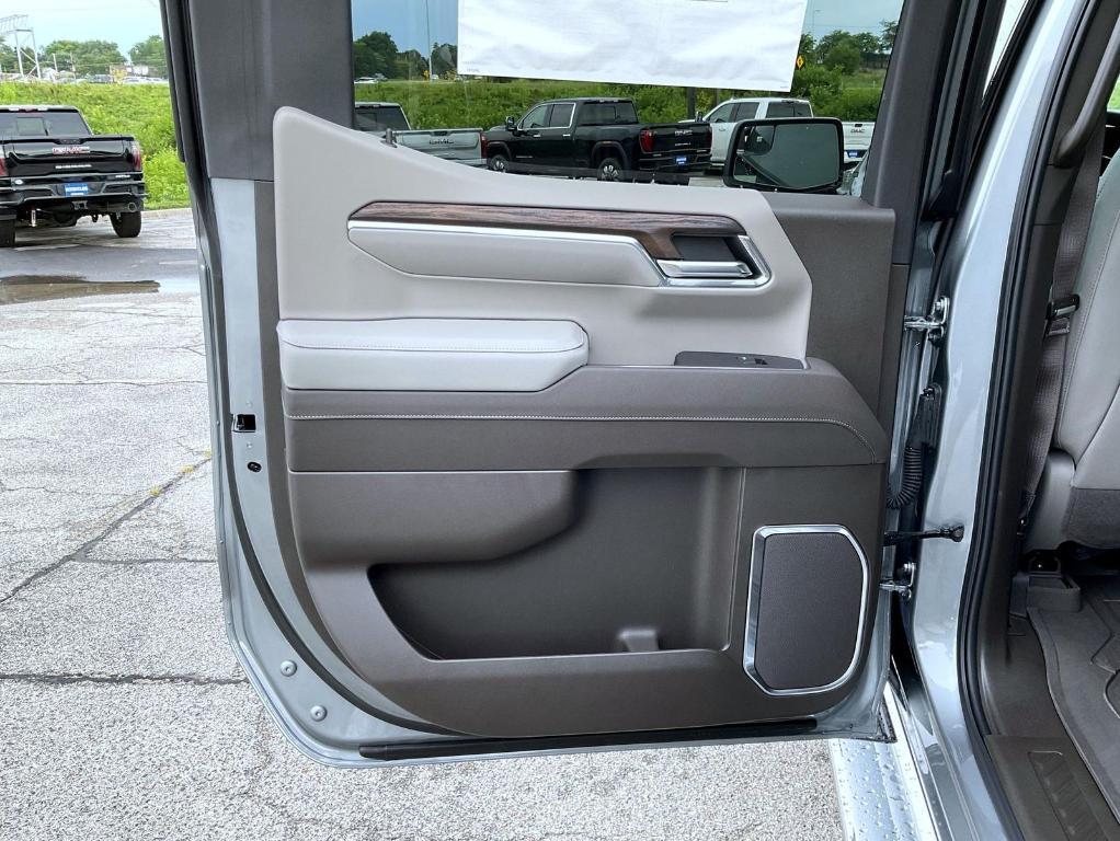 new 2025 GMC Sierra 1500 car, priced at $62,540