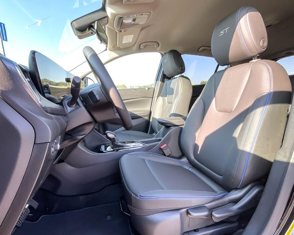 new 2025 Buick Encore GX car, priced at $29,384