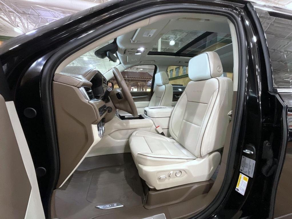 used 2024 GMC Yukon car, priced at $73,700