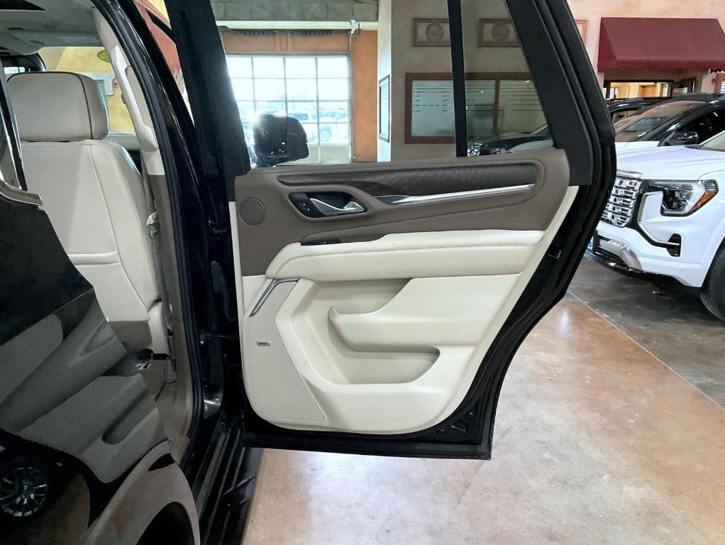 used 2024 GMC Yukon car, priced at $73,700