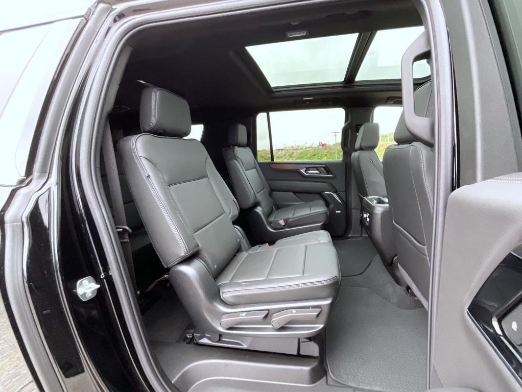 new 2025 GMC Yukon XL car, priced at $91,759