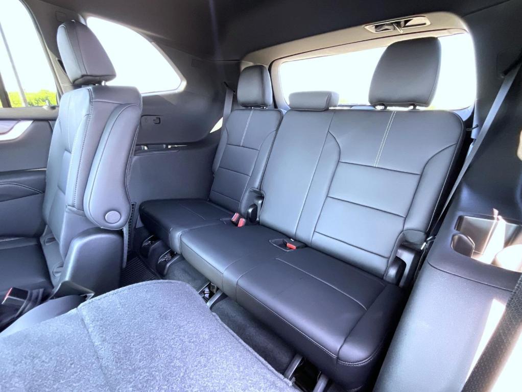 new 2025 GMC Acadia car, priced at $52,574