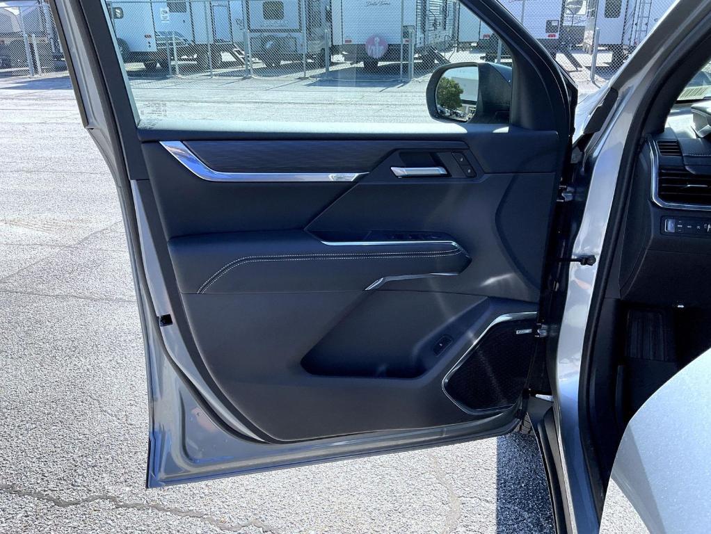 new 2025 GMC Acadia car, priced at $52,574