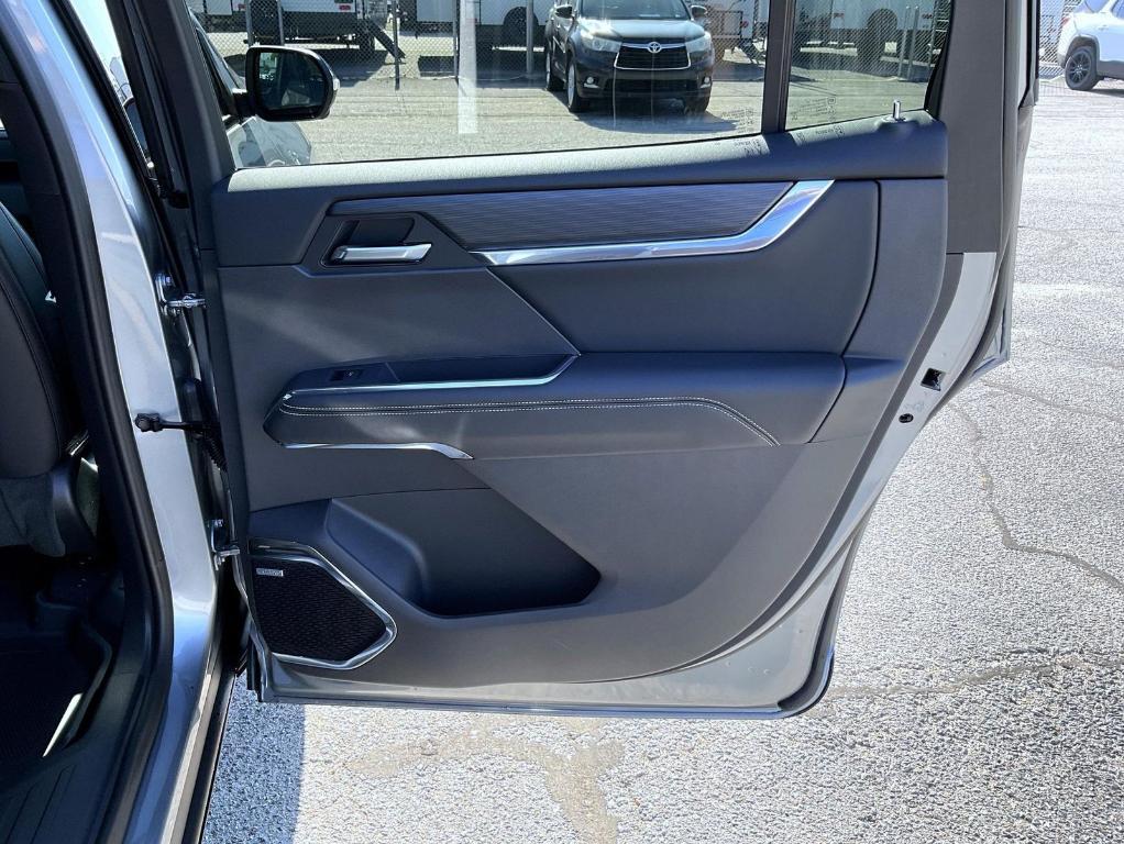 new 2025 GMC Acadia car, priced at $52,574