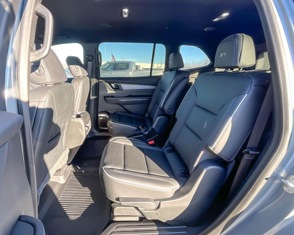 new 2025 Buick Enclave car, priced at $51,119