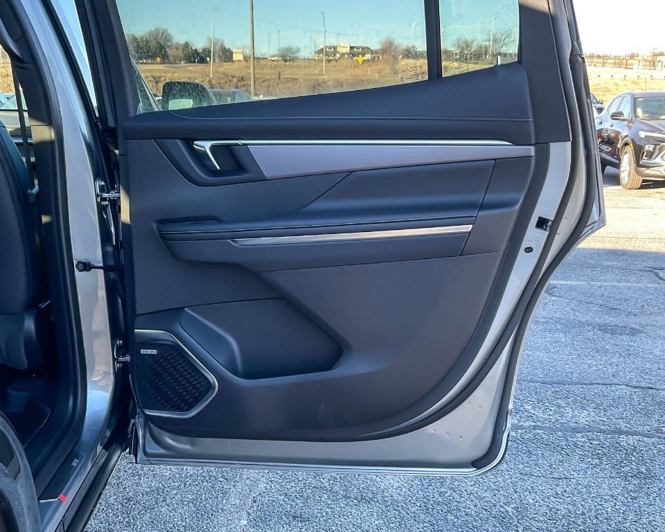 new 2025 Buick Enclave car, priced at $51,119