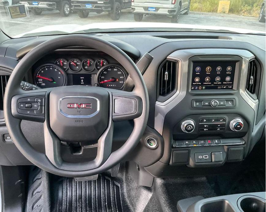 new 2025 GMC Sierra 1500 car, priced at $43,735