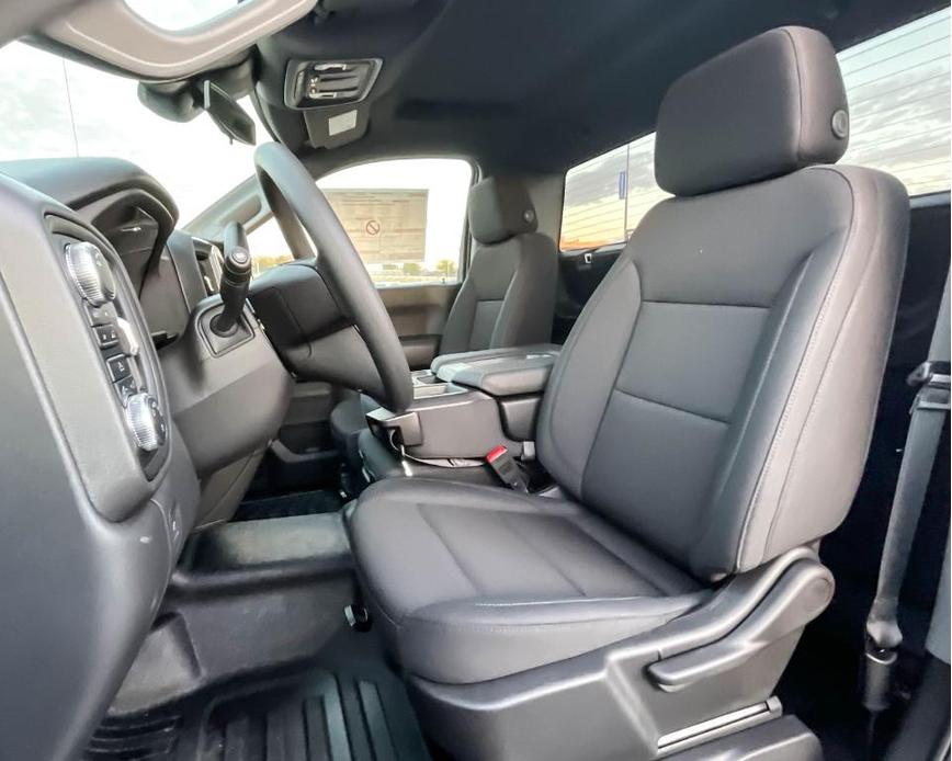 new 2025 GMC Sierra 1500 car, priced at $43,735