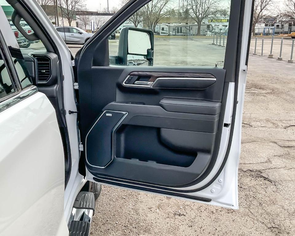new 2025 GMC Sierra 1500 car, priced at $68,769