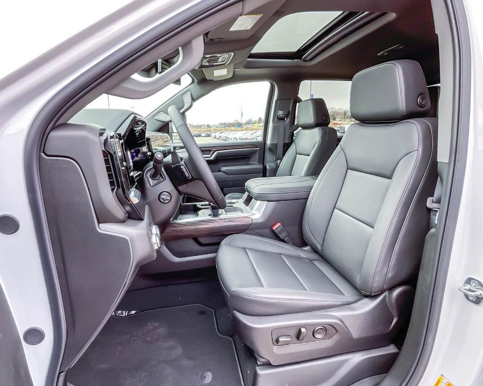 new 2025 GMC Sierra 1500 car, priced at $68,769