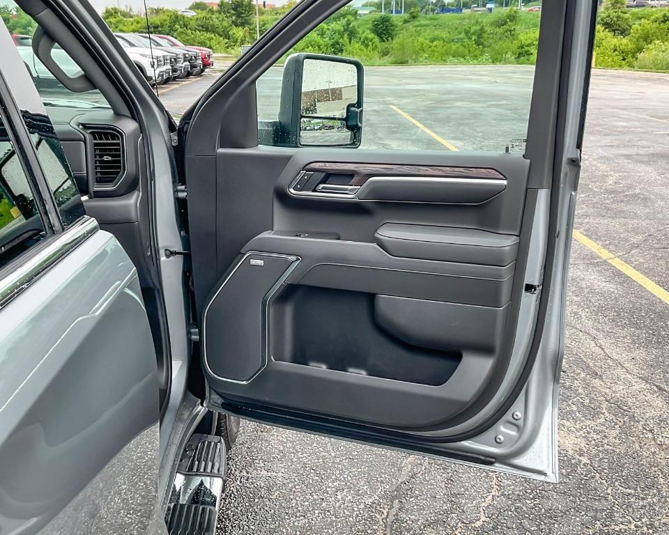 new 2025 GMC Sierra 1500 car, priced at $68,169
