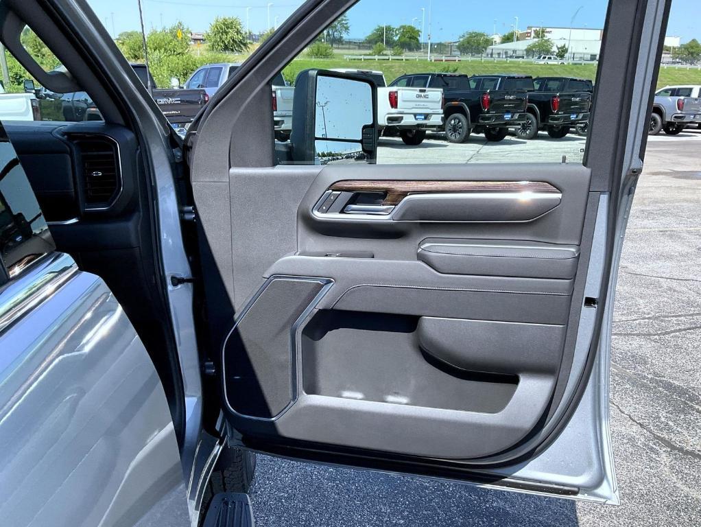 new 2025 GMC Sierra 2500 car, priced at $59,310