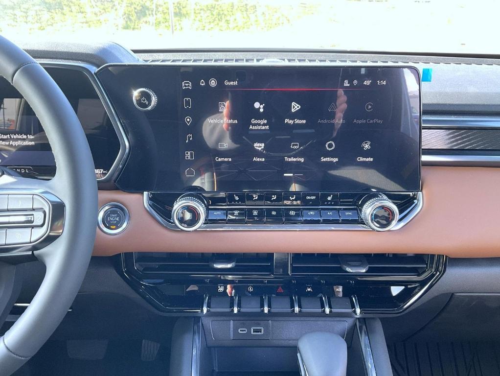 new 2025 GMC Canyon car, priced at $49,784