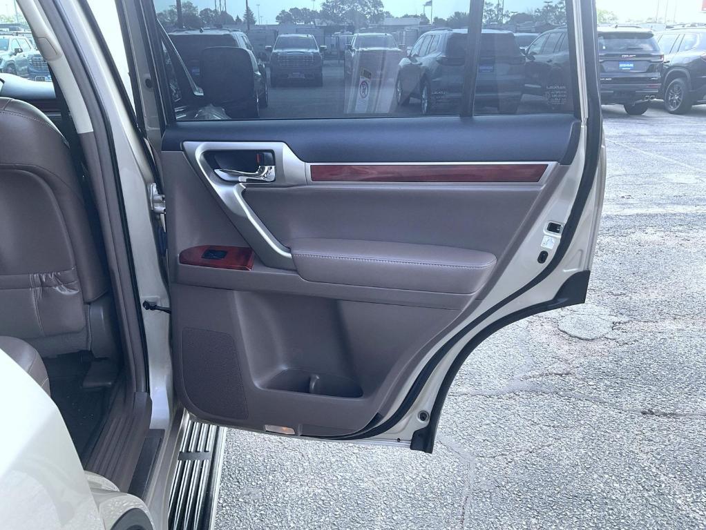 used 2013 Lexus GX 460 car, priced at $22,670