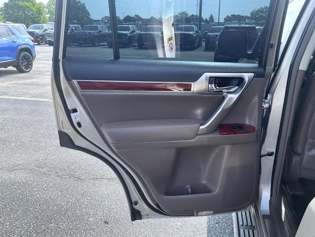 used 2013 Lexus GX 460 car, priced at $22,670