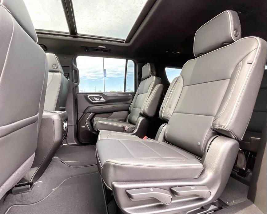 new 2024 GMC Yukon XL car, priced at $72,287