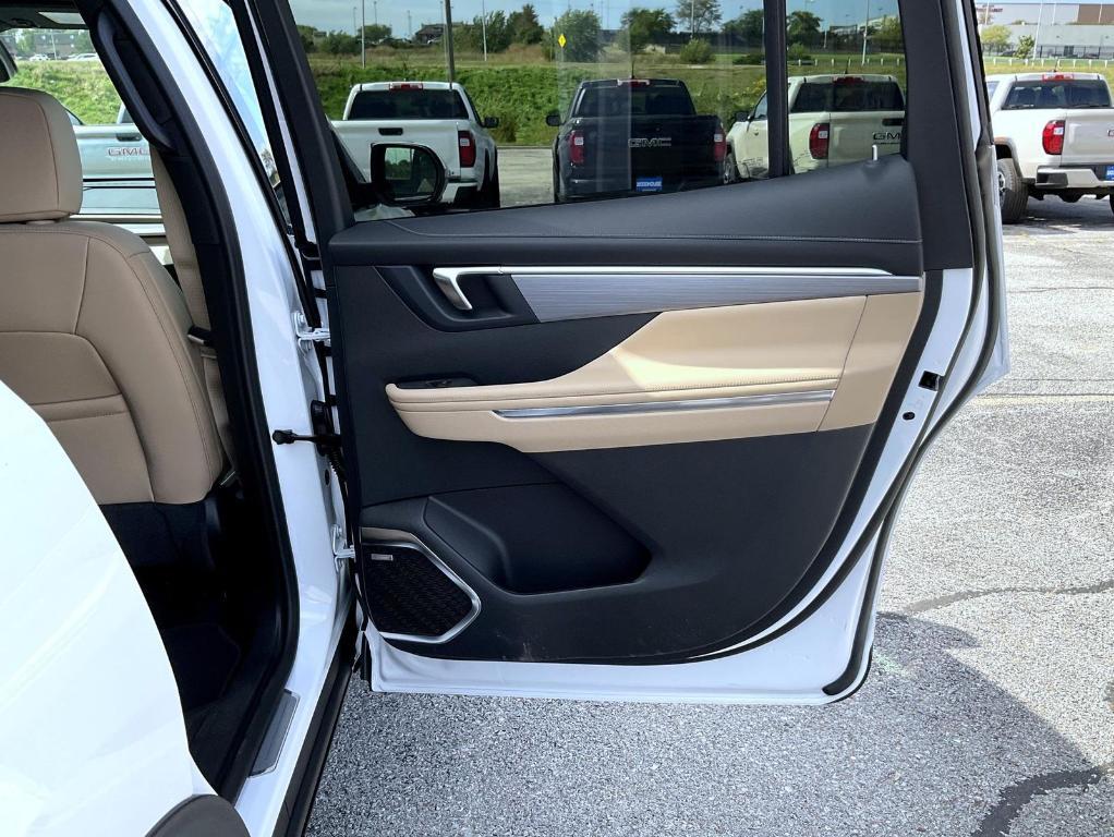 new 2026 Buick Enclave car, priced at $52,609