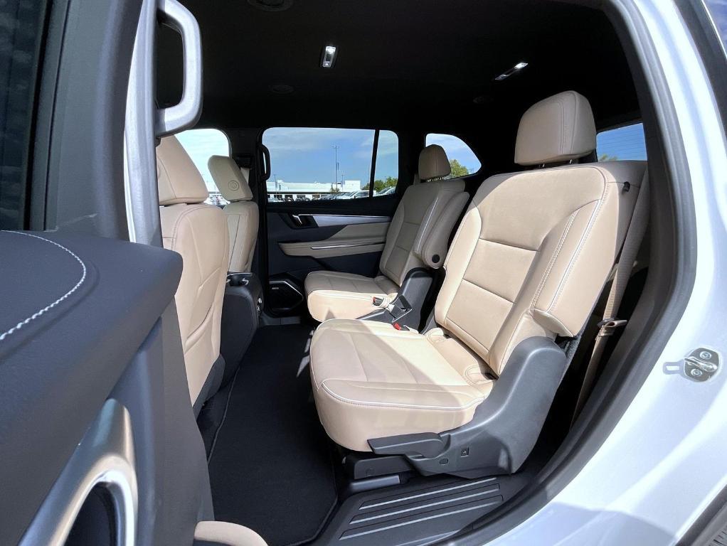 new 2026 Buick Enclave car, priced at $52,609