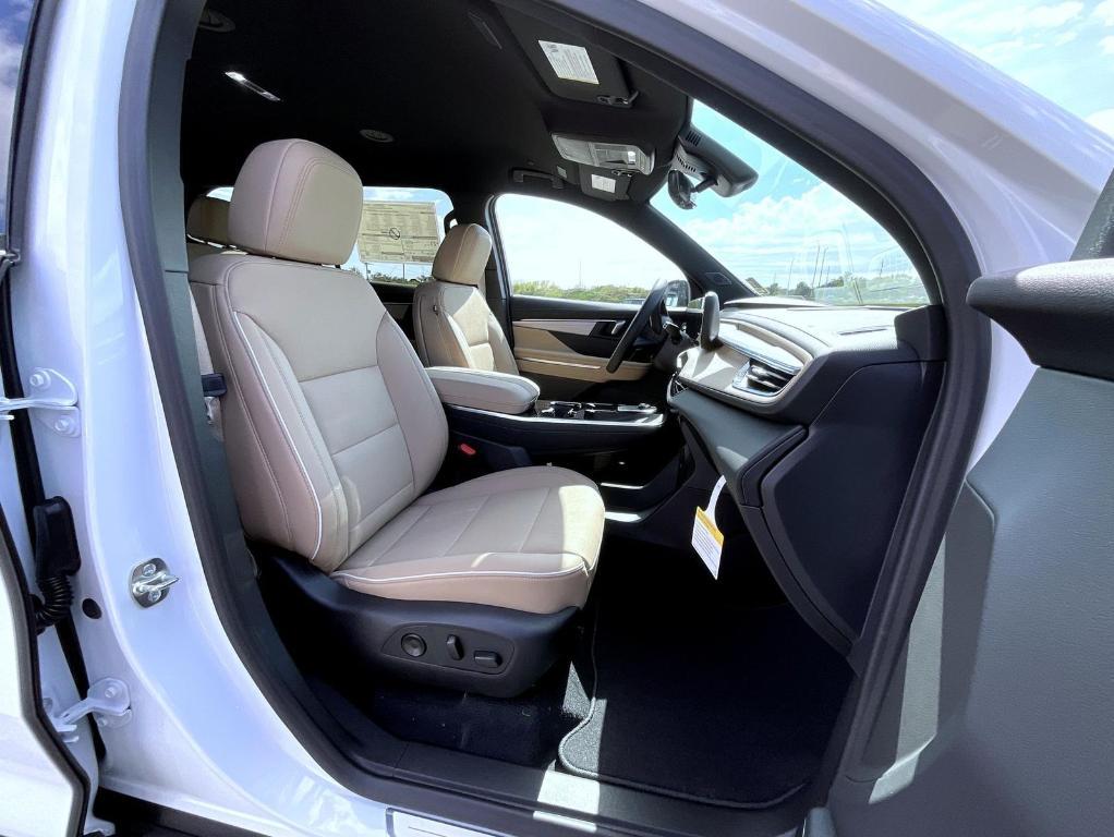 new 2026 Buick Enclave car, priced at $52,609