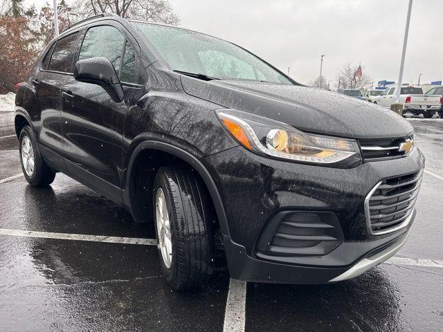 used 2022 Chevrolet Trax car, priced at $17,995