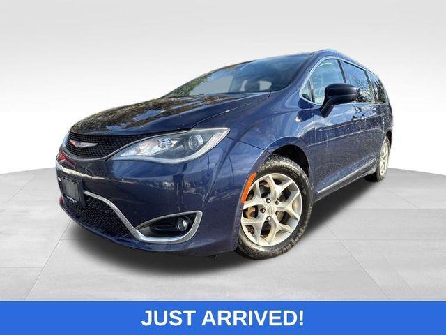 used 2019 Chrysler Pacifica car, priced at $15,995