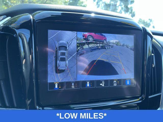 used 2023 Chevrolet Traverse car, priced at $31,490