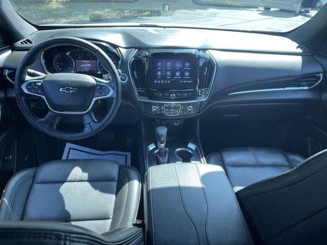 used 2023 Chevrolet Traverse car, priced at $31,490