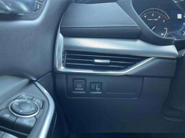 used 2021 Cadillac XT4 car, priced at $24,249