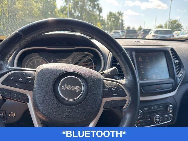 used 2016 Jeep Cherokee car, priced at $13,995