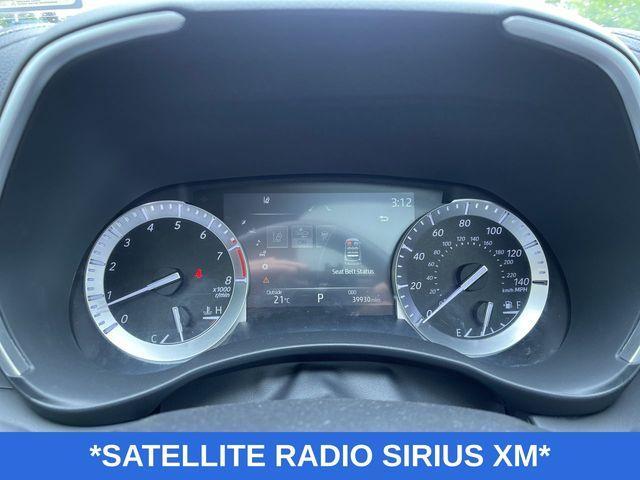 used 2022 Toyota Highlander car, priced at $36,989
