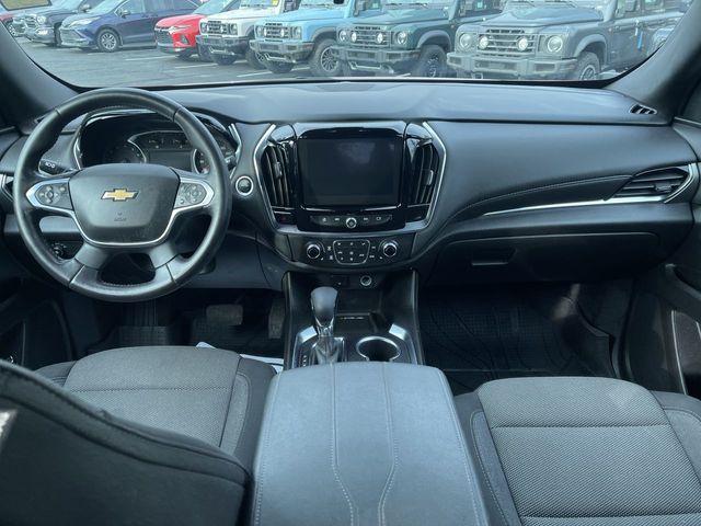 used 2022 Chevrolet Traverse car, priced at $27,249