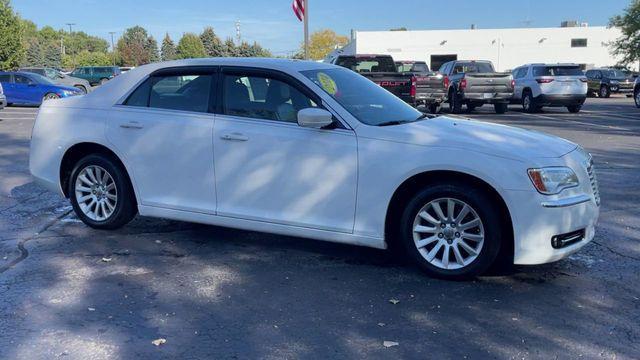 used 2014 Chrysler 300 car