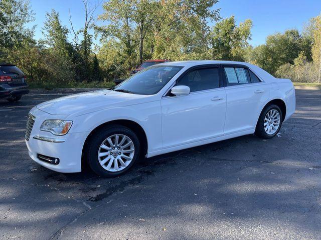 used 2014 Chrysler 300 car