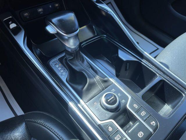 used 2022 Kia Sorento car, priced at $28,749