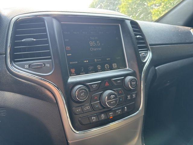 used 2017 Jeep Grand Cherokee car, priced at $15,495