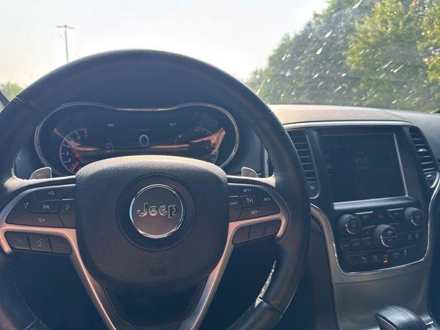 used 2017 Jeep Grand Cherokee car, priced at $15,495
