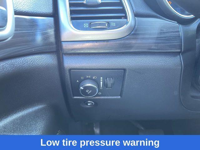 used 2021 Jeep Grand Cherokee car, priced at $19,495