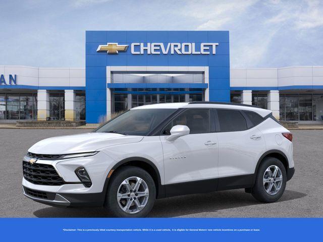 new 2025 Chevrolet Blazer car, priced at $32,990