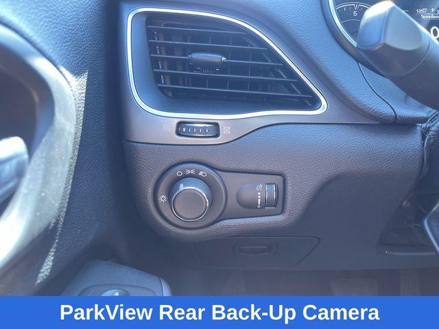 used 2019 Jeep Cherokee car, priced at $17,995